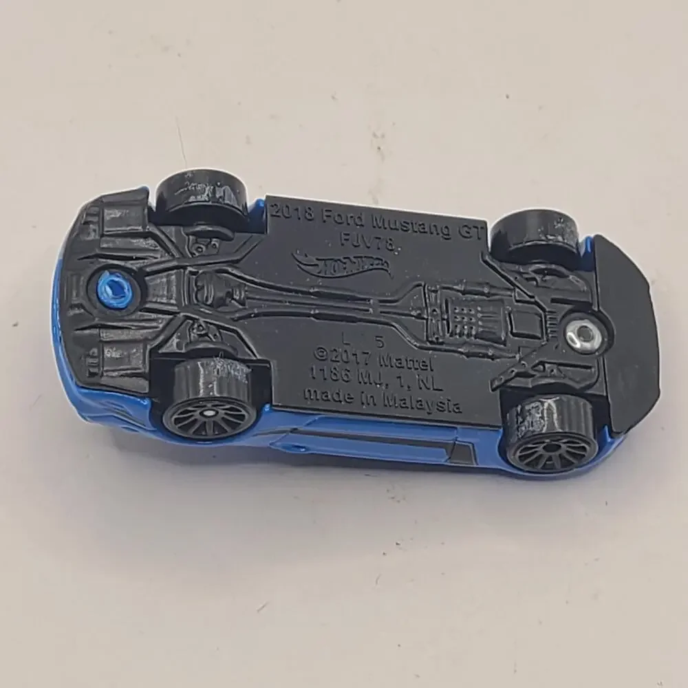 Hot Wheels 2018 Ford Mustang GT Sports Car  Blue ‘18 Diecast 1:64 Toy Mattel